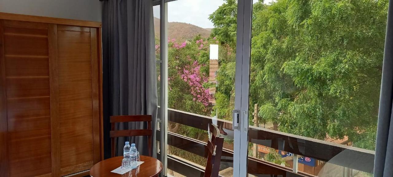 Hotel Viajante Tarrafal  Ngoại thất bức ảnh